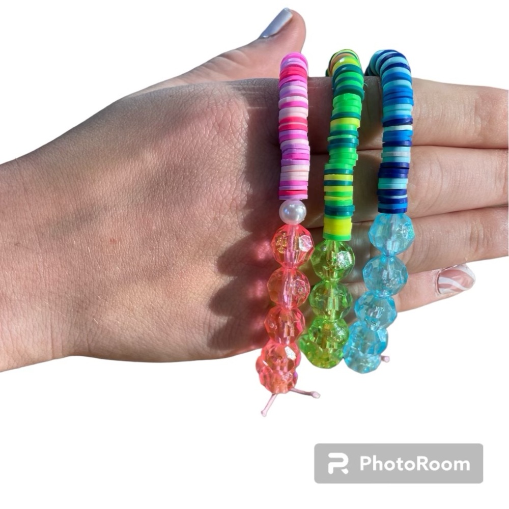 Fun swiftie friendship brackets for you and your besties